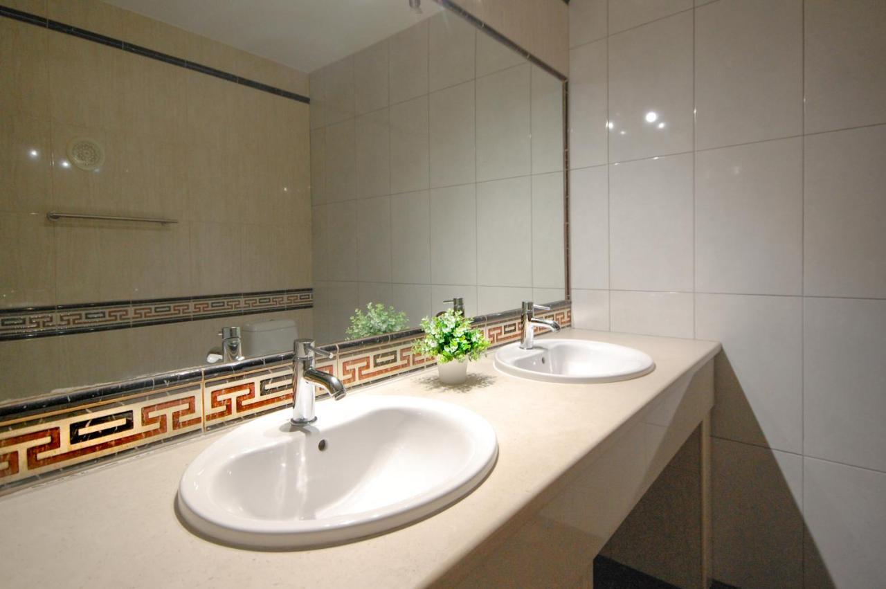 Villa Alice - Free Wifi & Air Co & Swimming Pool - By Bedzy Albufeira Exterior photo